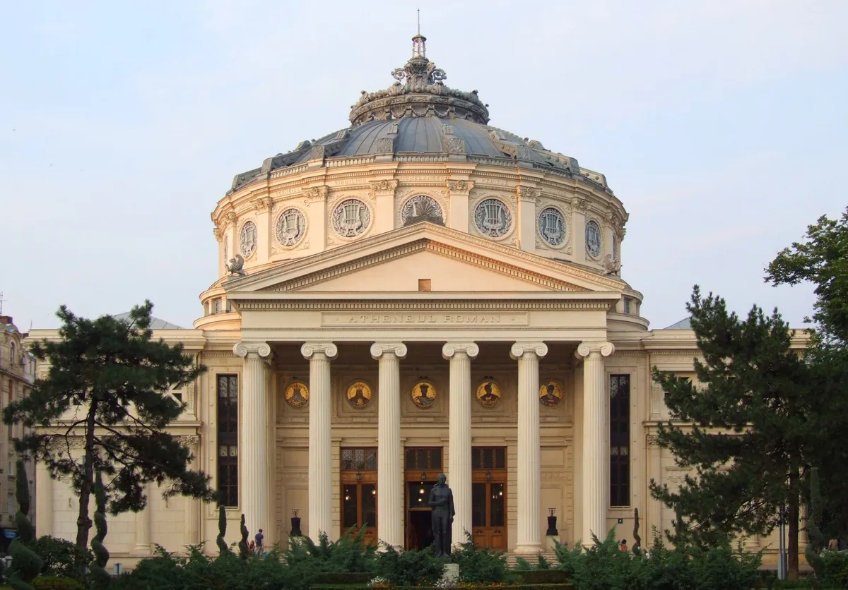 L'Athénée roumain, salle de concert du XIXe siècle sur la Calea Victoriei