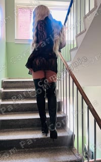 Alexia, accompagnatrice à Bucarest, Dorobanți (4/8)