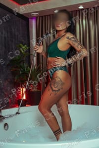 Amber, accompagnatrice à Bucarest, Pipera (3/8)